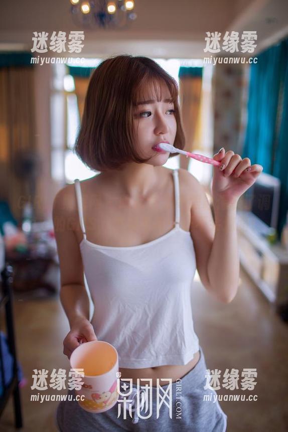GIRLT果团网 - 陈雅漫穿高跟鞋像极了调整中的GPS，免费写真保证不会迷路！