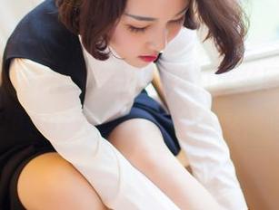 IMiss爱蜜社 - 亲历在线的泳装图集，杨晨晨sugar完全是水上精灵，咋办？