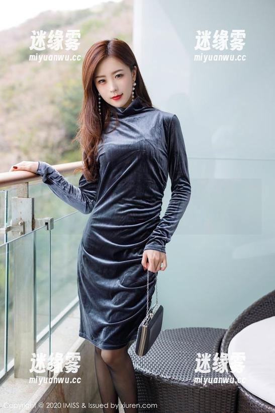 IMiss爱蜜社 - 看“萌白酱”这身套装，原图好想收藏，资源来一份！