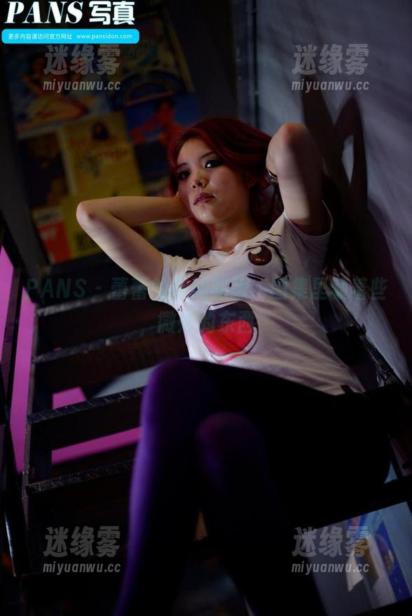 PANS - 蕾蕾的在线制服，图集里藏着些微妙的东西