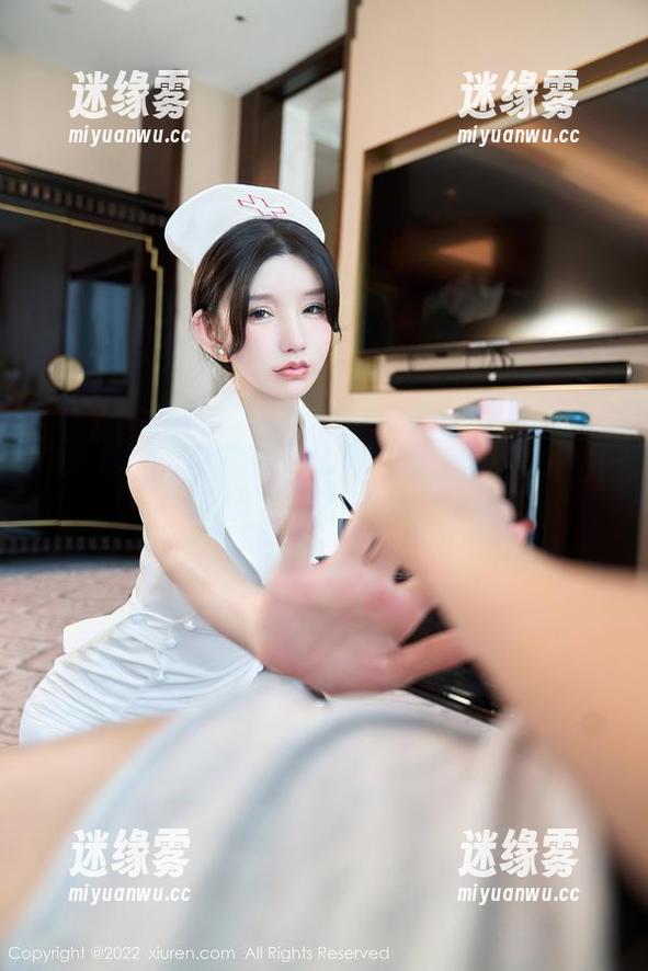 Xiuren秀人网 - 在Erikaki的圣诞图集里，我发现了颜值以外的……别样意义？
