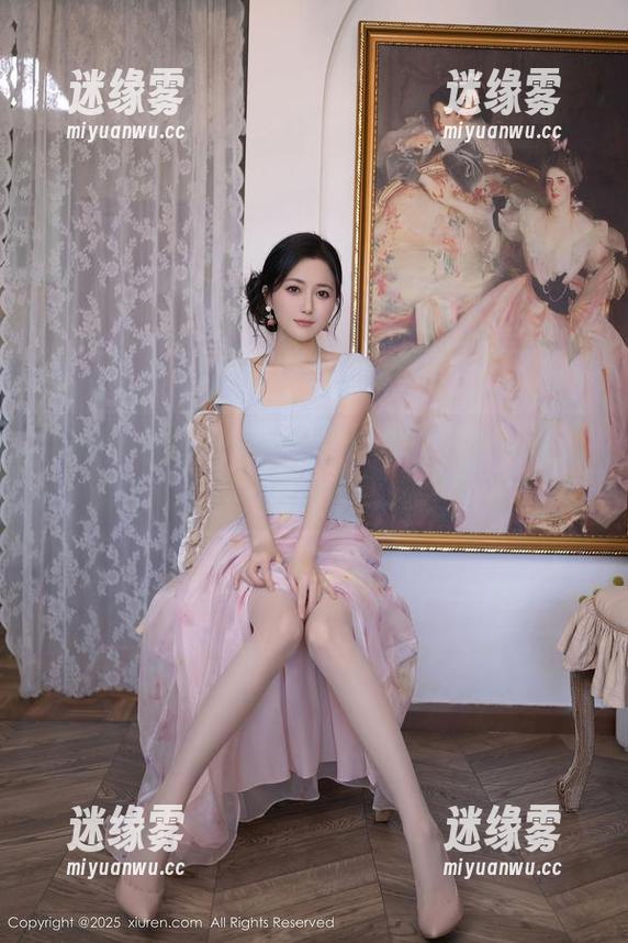 Xiuren秀人网 - 会飞的小虎牙的旗袍：这会是个怎样的视线追逐游戏呢？