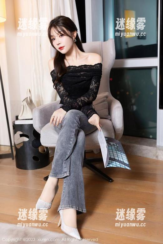 Xiuren秀人网 - 糯美子MINIbabe空姐合集，图片很美，可是真正的空姐在今夜很忙。