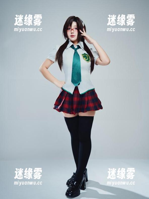最新写真集展现Puypuychen的Mordred，摆Pose时的专注让人想起心中那段被丢下的Combo拳！