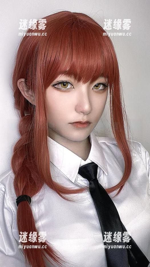 roroki骷髅姬 感受roroki骷髅姬的泳池定制写真,那股独特的清幽。