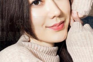 克拉女神 - 宋黛的神秘套装：你没有看错！图集看起来像在和我抢风头！