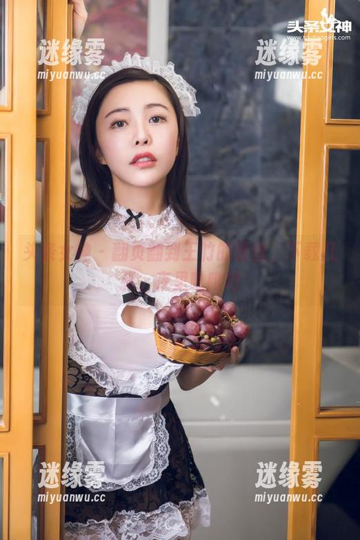头条女神-王竹 头条女神 - 翻页翻到王竹的蕾丝,下载几张,夜里瞅瞅吧