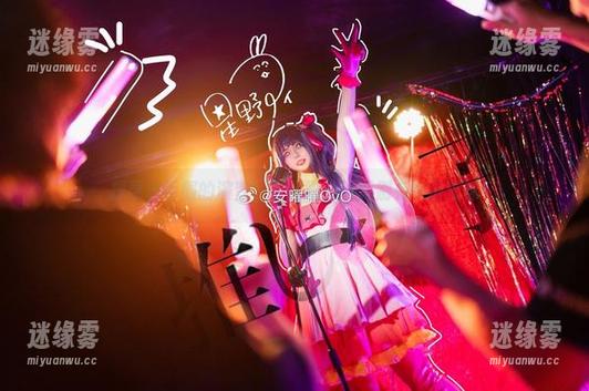 安曜曜 探寻水手服的演变,安曜曜的写真别有一番滋味