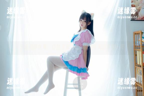 少女秩序合集：白丝卫衣，让你想为冬天的无情干杯