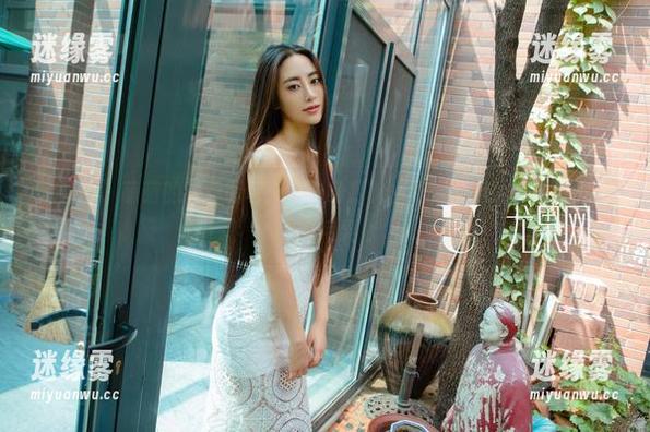 尤果网 - 萌萌的花嫁图包：这一身打扮，眼泪全是为了自拍劝退的后果
