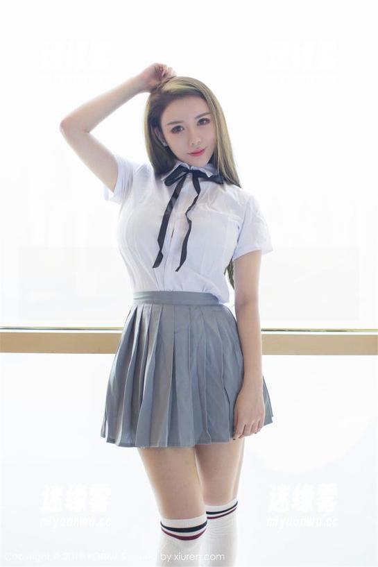 尤蜜荟 - 跟上节奏！娜娜TINA少女写真集更新，谁说青春要认真？