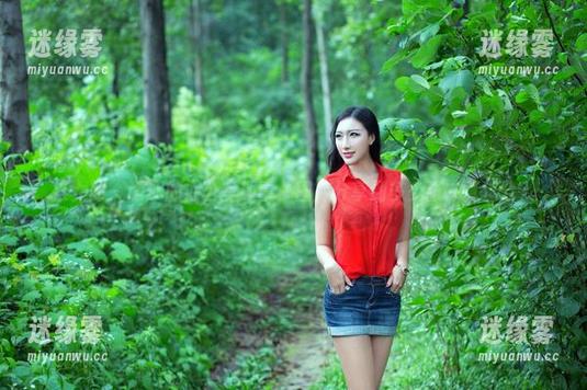 推女郎 - 谭冰的办公室趣事：图库分享到多少张才算过分？
