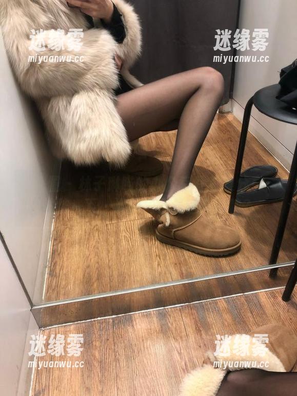 微密圈 - 林子琳喵的办公室写真集分享：总结一下，谁的椅子最适合打盹？