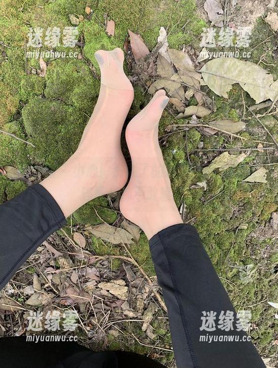 微密圈 - 小心！桃脱了的JK图包，纯净得连圣光都不敢靠近！
