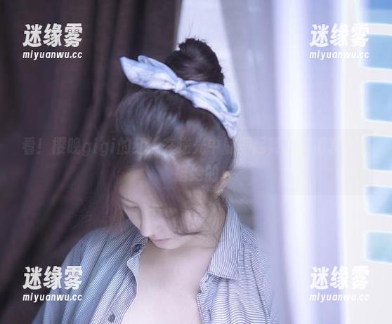樱晚gigi 看!樱晚gigi的红蝶在逆光中翩翩起舞,高清套图还挺绝的