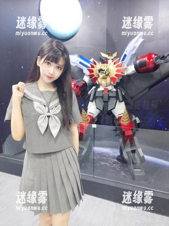 说好的最新写真，神探火狸狸的双生视界居然让我产生了分身的幻觉？