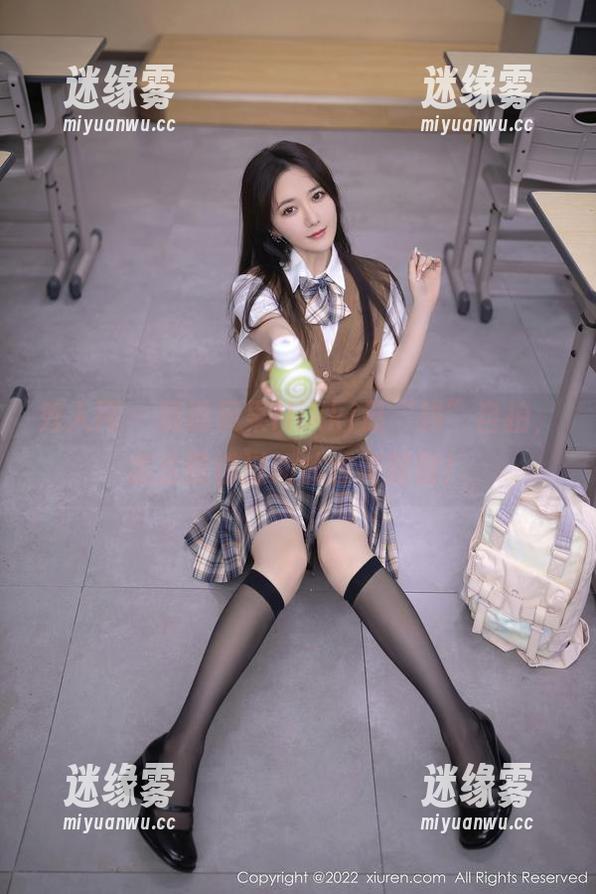 秀人网 - 精选果果Nikki最“拼”自拍，怎么能错过如此撩萌时刻！