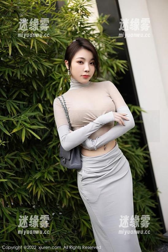 秀人网-王馨瑶Yanni 秀人网 - 从未見过的双人搭档,王馨瑶Yanni的免费照片带你一窥究竟!