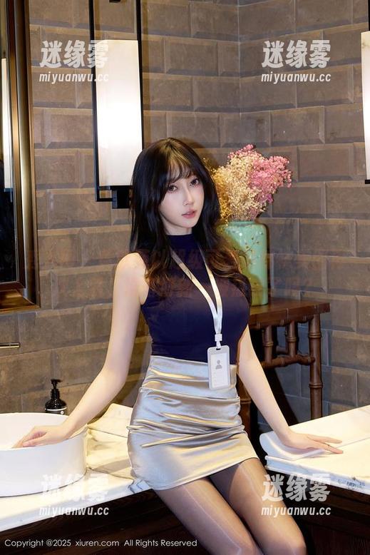 秀人网-黄歆苑 秀人网 - 黄歆苑以超级可爱的棉袜美图再次上线,准备好新一波热议了吗?