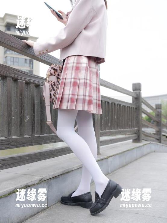 紧急企划 - 樱樱樱可浴室私房写真：这水汽能不能别太撩人啊！