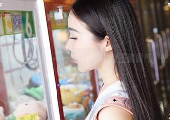 蜜桃社 - 这组照片真不一般，伊琳如女王般霸气，快来瞅瞅