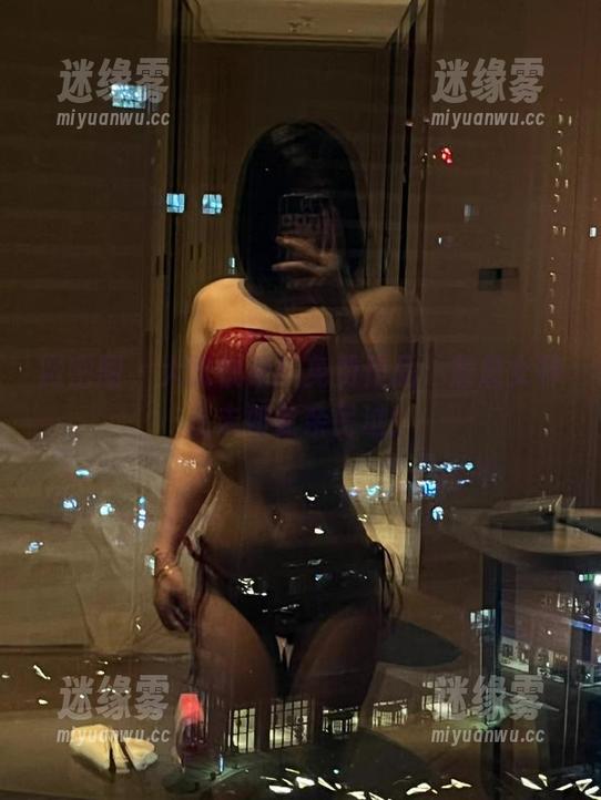 微密圈 - 大家快来！免费作品，詹詹女神从未如此亲民过！